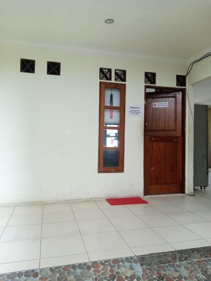 Hotel Surya Jaya WEST PAPUA Luaran gambar